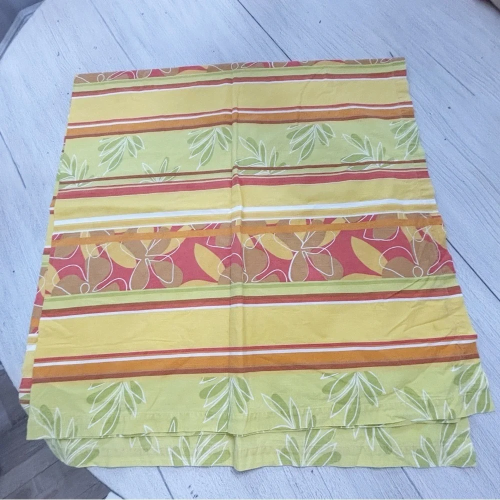 N/A crate barrel